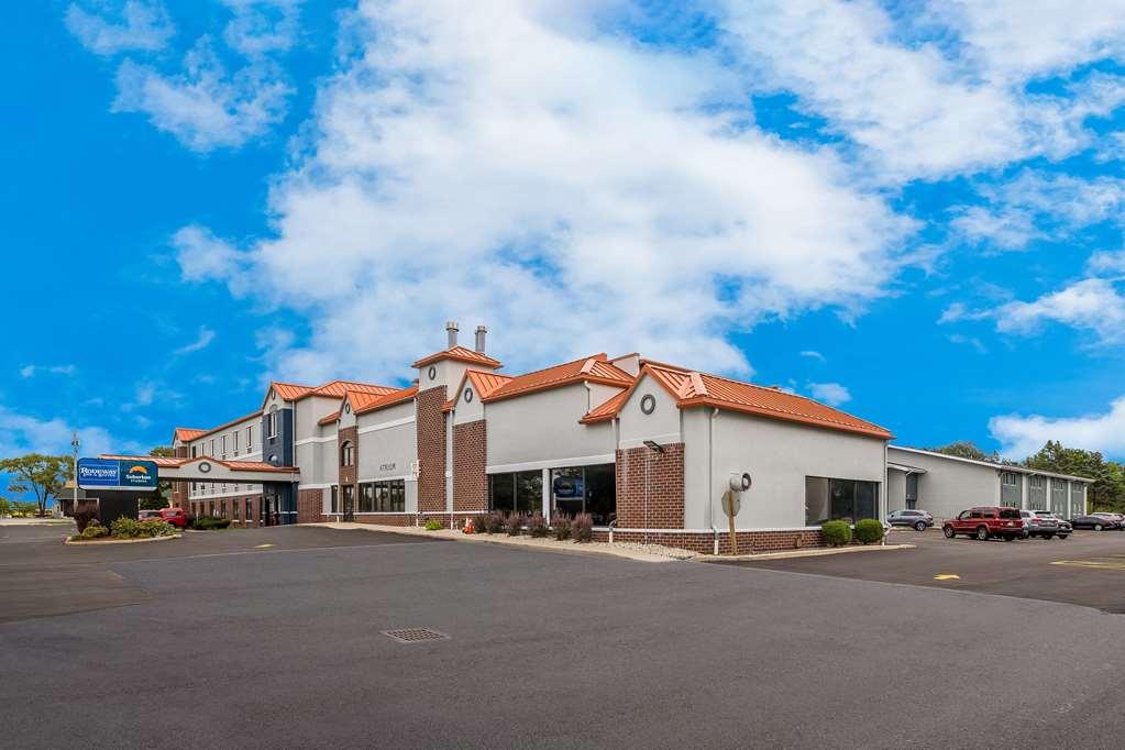 Suburban Studios Milwaukee Airport Dış mekan fotoğraf