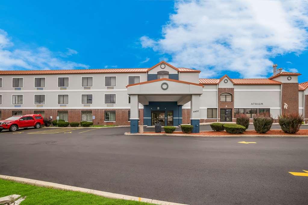 Suburban Studios Milwaukee Airport Dış mekan fotoğraf